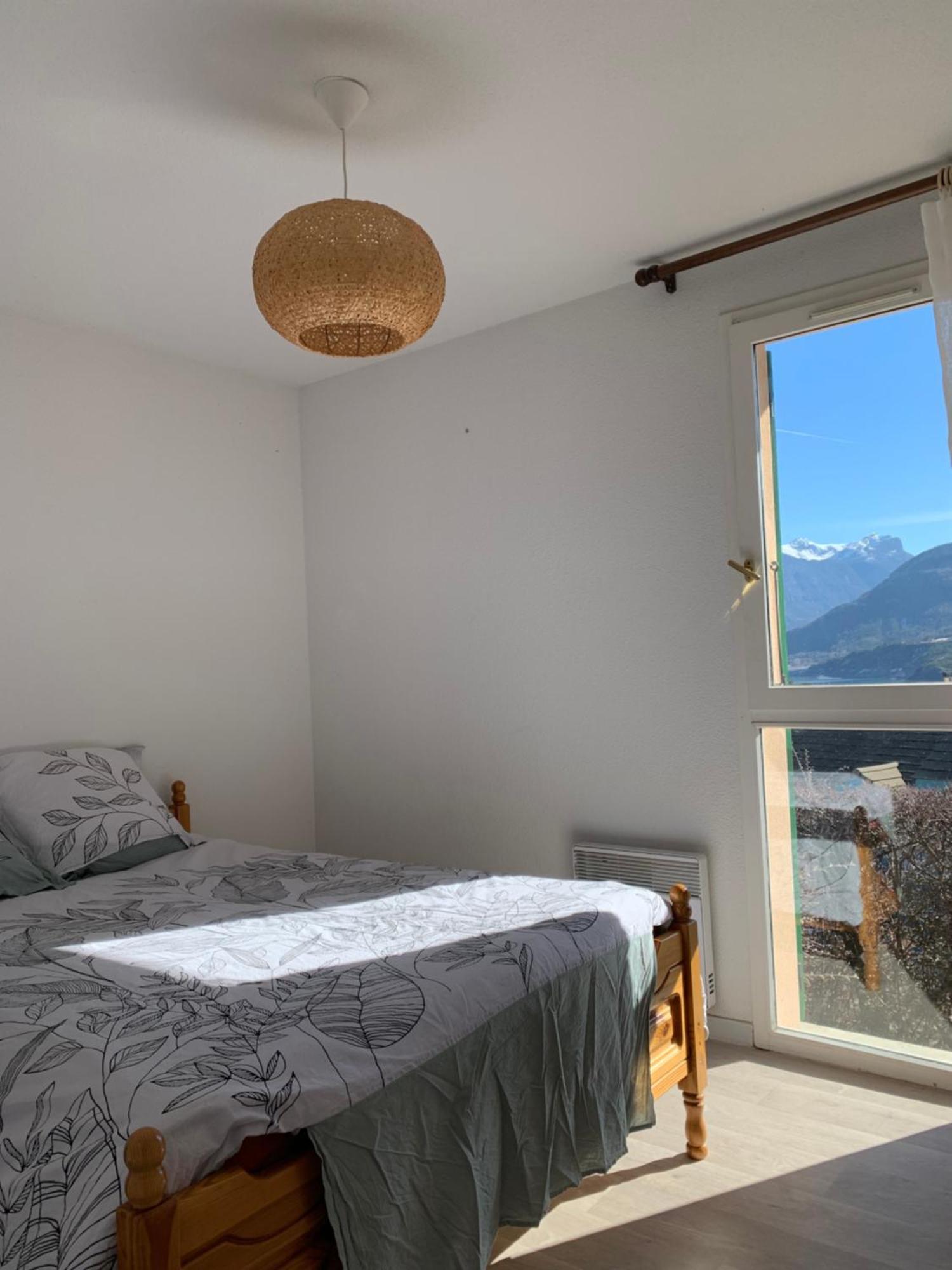 Maison De Montagne Au Bord Du Lac Le Sauze-du-lac Luaran gambar
