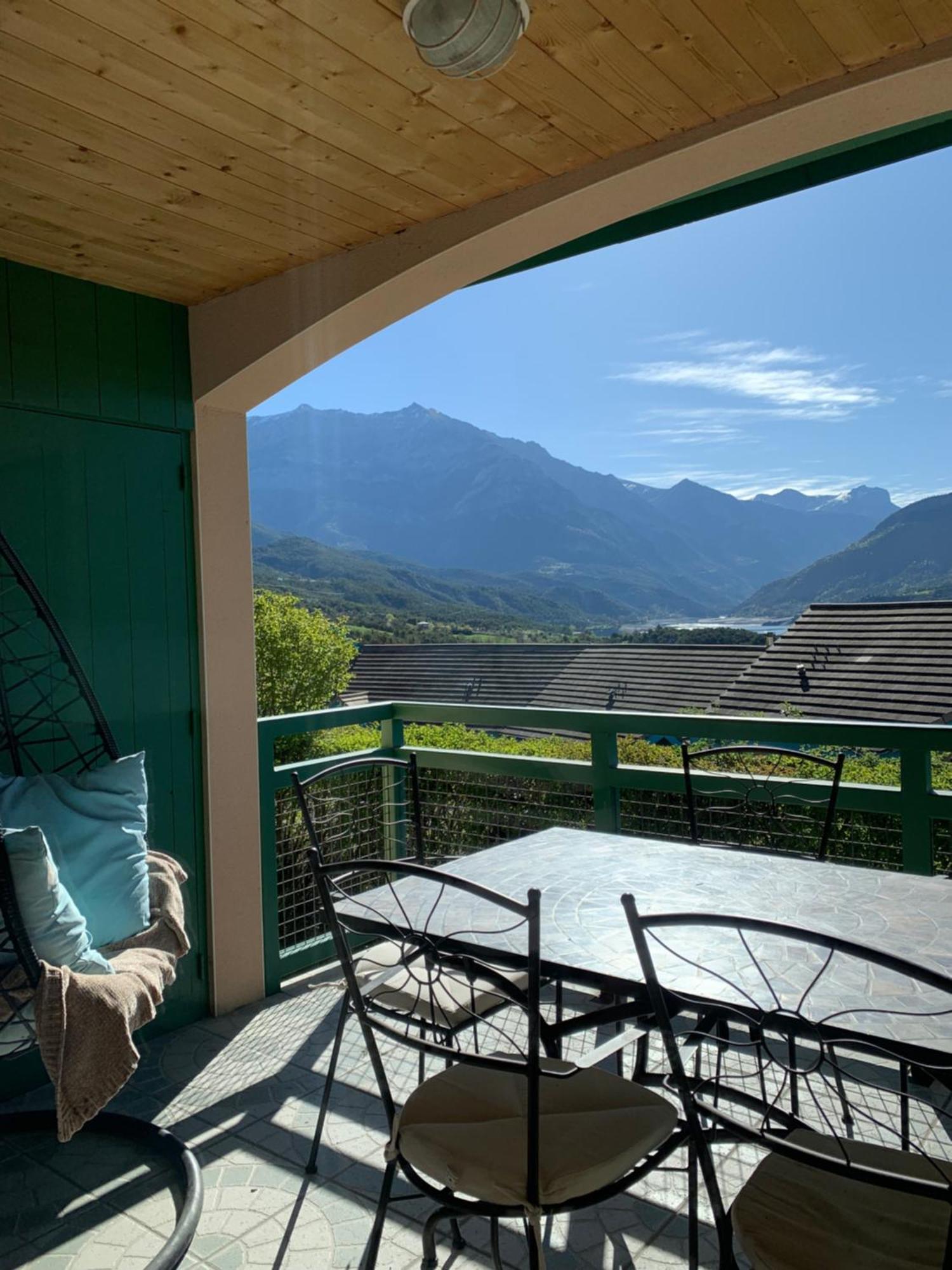 Maison De Montagne Au Bord Du Lac Le Sauze-du-lac Luaran gambar